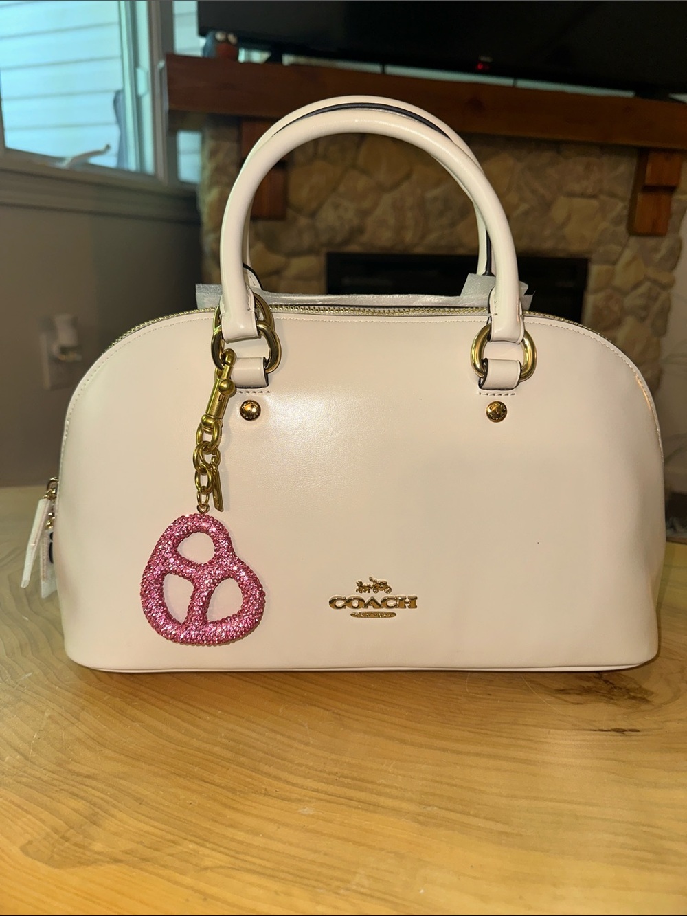 🤍🩷🤍COACH cream (chalk) Leather Dome Satchel NWT